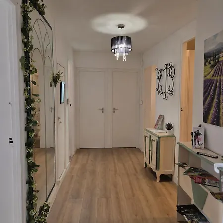 Grand Familial Avec Salle De Jeux Entre Moliere Et Mediterranee Lägenhet